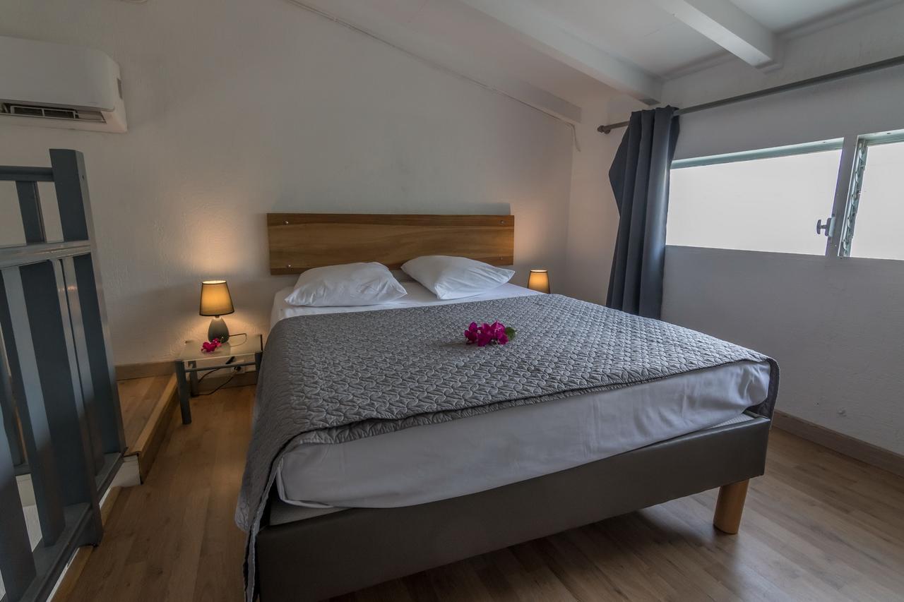 Superbe Studio En Duplex, Vue Sur Mer Et Piscine Apartment Le Gosier  Luaran gambar