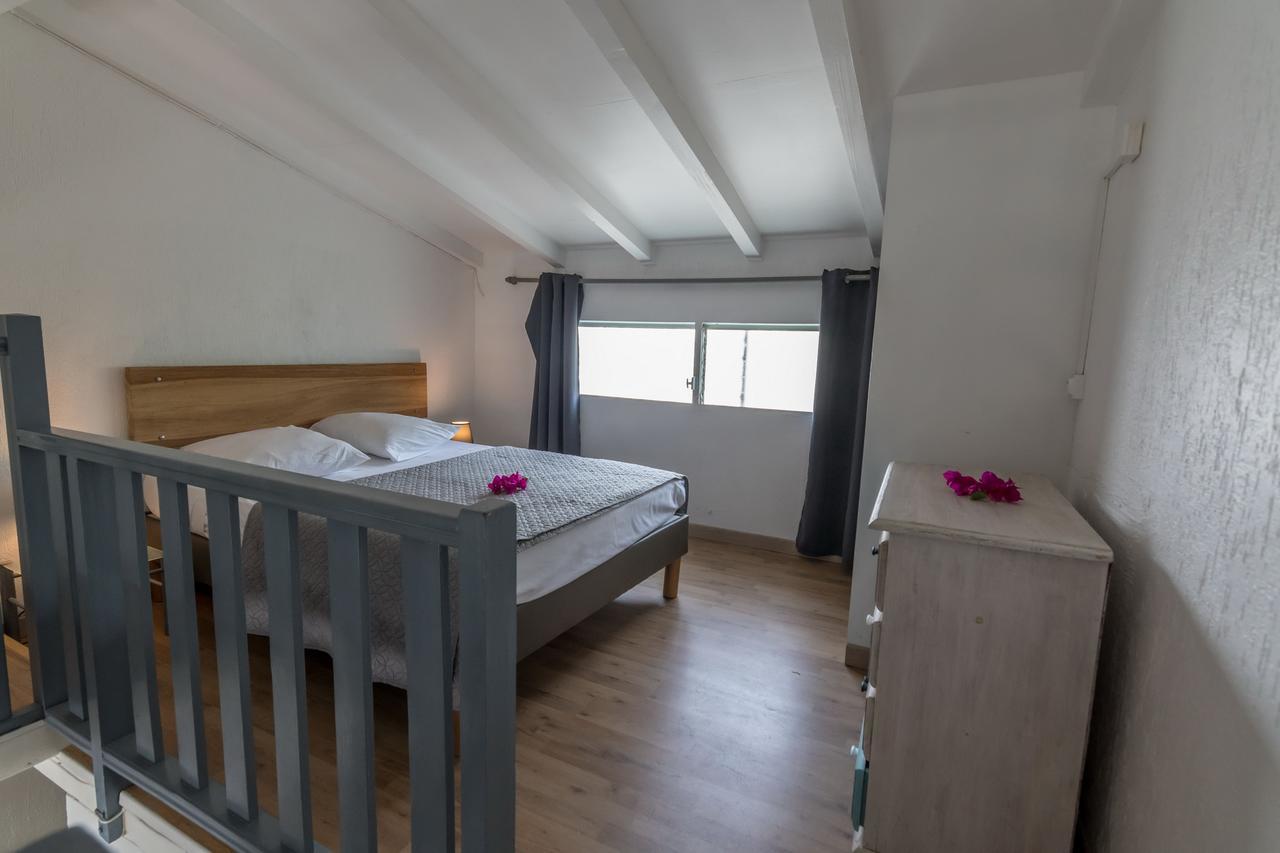 Superbe Studio En Duplex, Vue Sur Mer Et Piscine Apartment Le Gosier  Luaran gambar